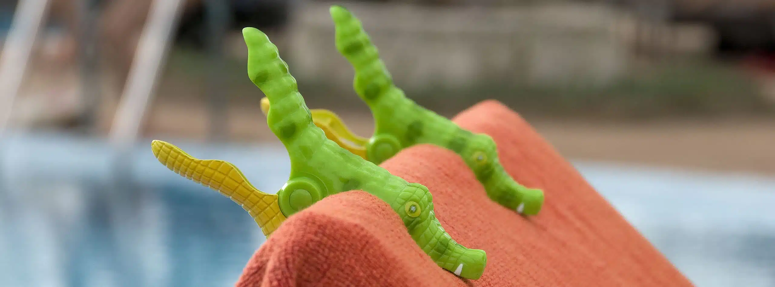 Beach Towel Clips Alligators